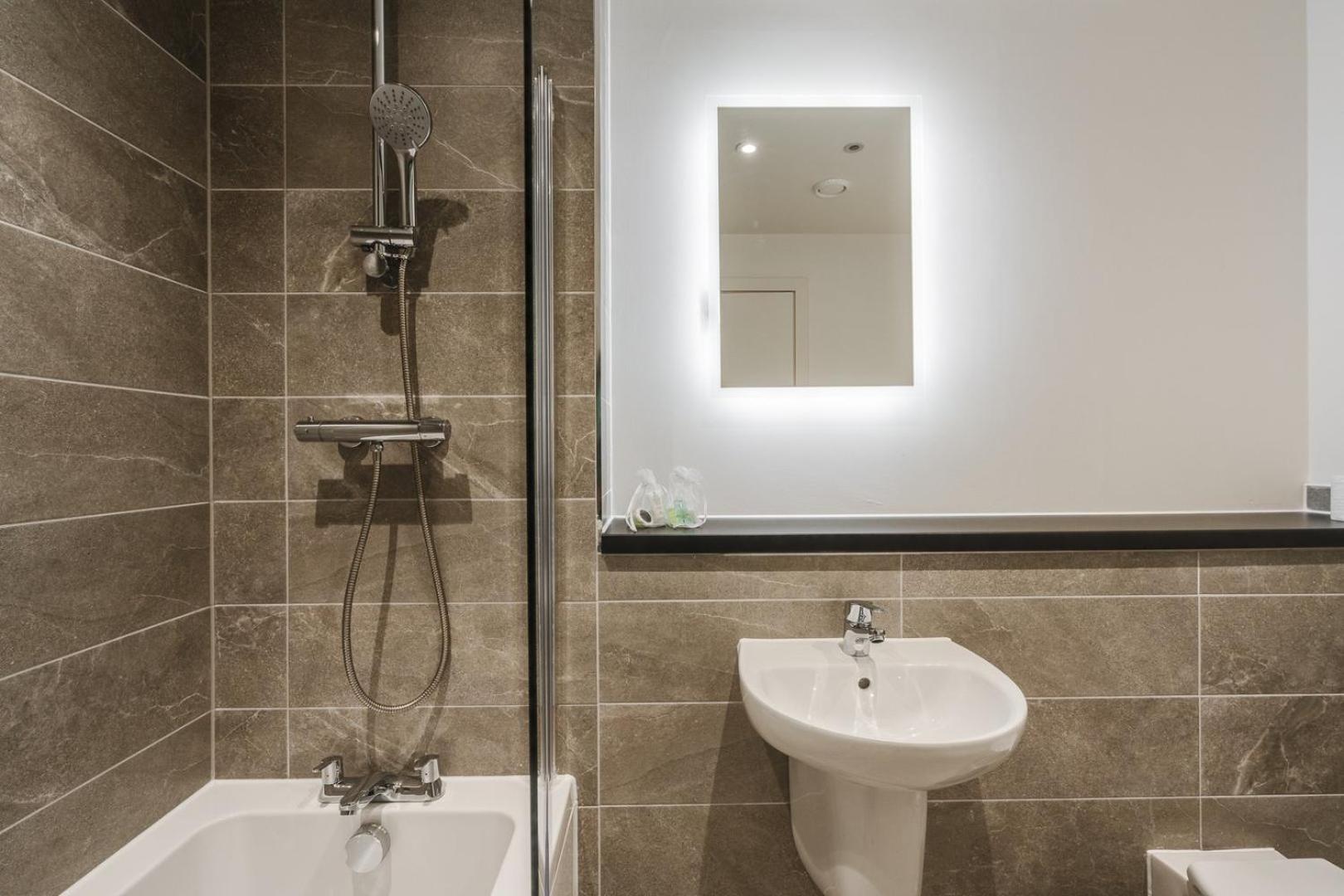 Guestready - Urban Refuge In Vauxhall, No Wifi Ливърпул Екстериор снимка